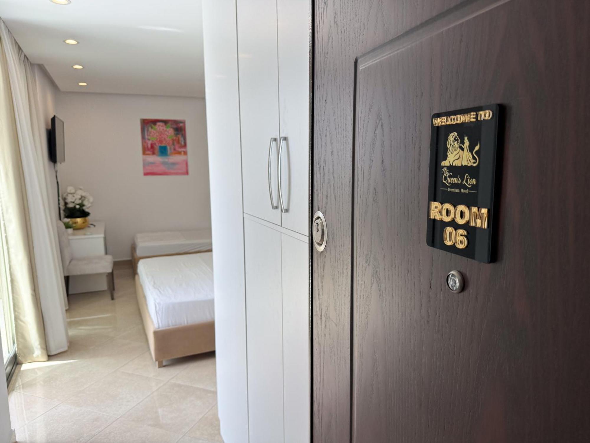 The Queen'S Lion Premium Hotel Саранда Экстерьер фото